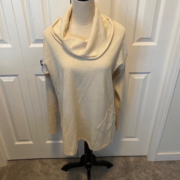 Design History size L oversized sweater - Picture 1 of 9